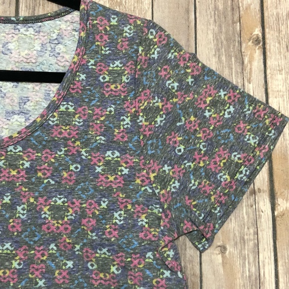 ♦️2/$30 LuLaRoe Classic T X Print Multi Media - Picture 2 of 7